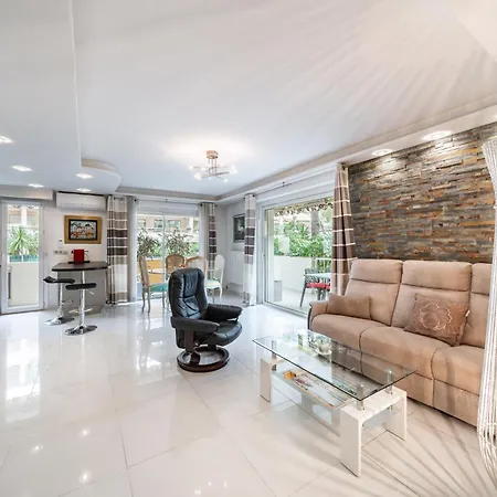 3 Pieces Au Calme Avec Terrasses Et Verdure Appartement Cannes